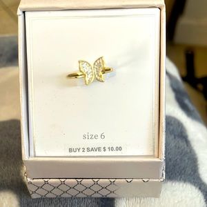 NIB Butterfly Sparkle Ring Size 6